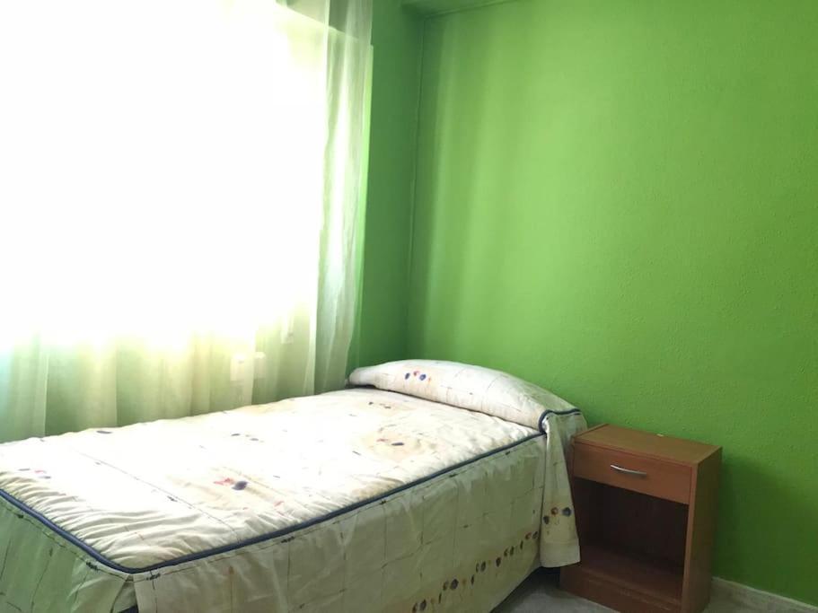 Apartamento Aitana.Esta A 2 Km De La Playa Andando Apartment Alicante Exterior foto